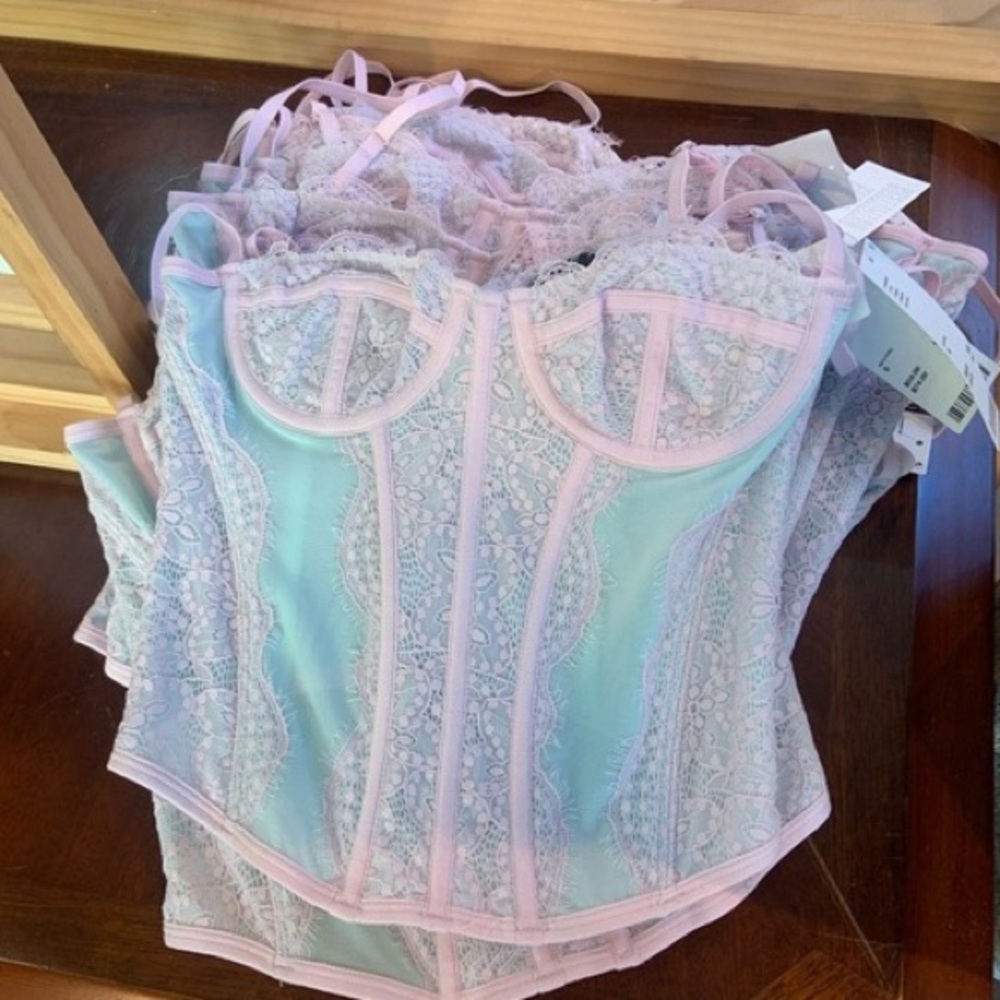 Cotton candy urban corset